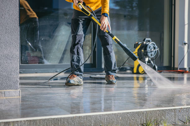 Best Parking Lot and Garage Cleaning  in De Kal, TX